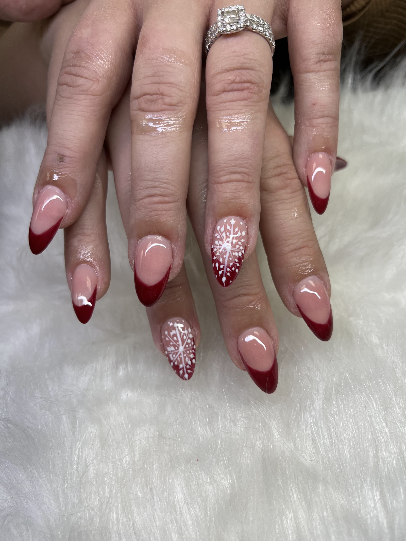 Nails Time & Spa logo